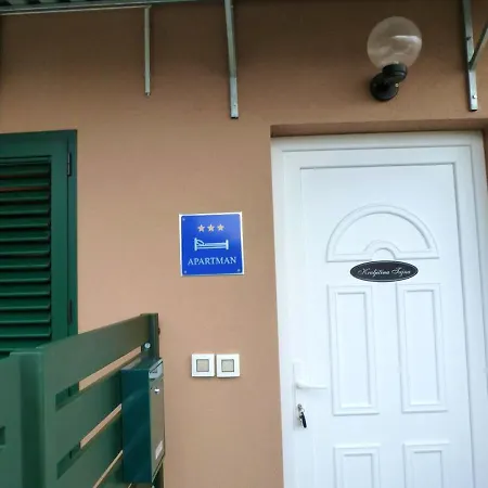 One Bedroom At 300 M Away From The With Furnished Terrace And Wifi * Nin